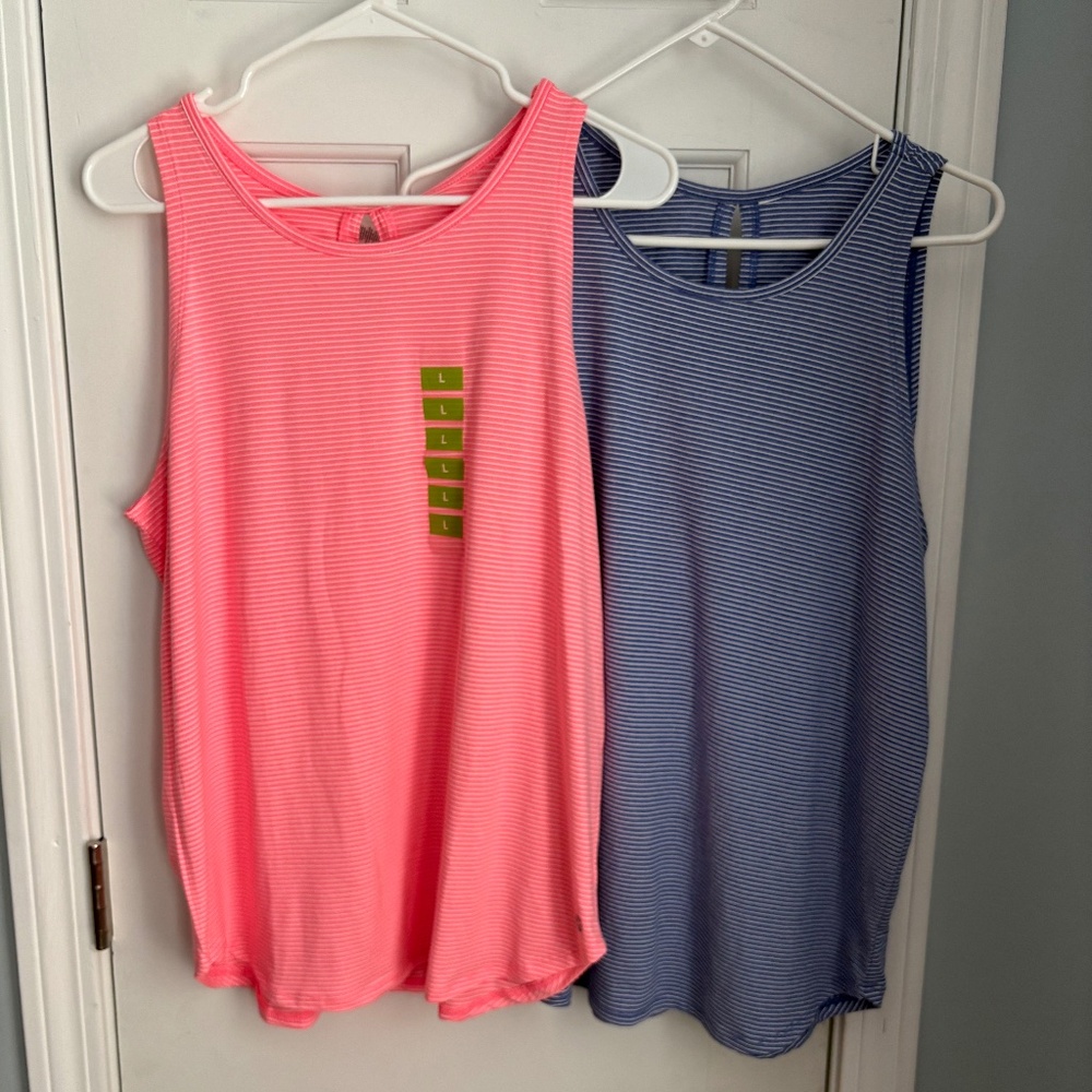 2 RBX tops, Size L